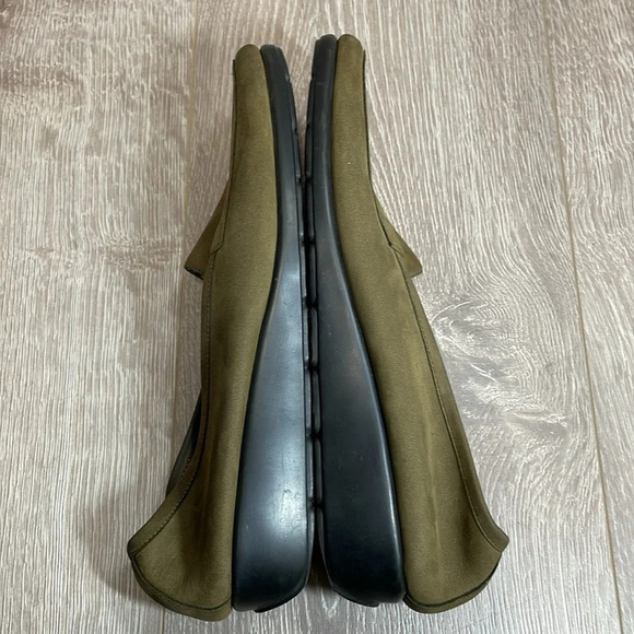 Covington Leather Suede Olive Green Slip On Loafers 9 - Picture 10 of 16